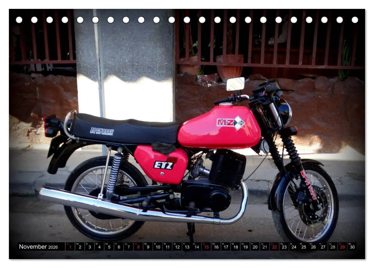 Bild: 9783457960400 | Motorrad-Legenden - MZ (Tischkalender 2026 DIN A5 quer), CALVENDO...