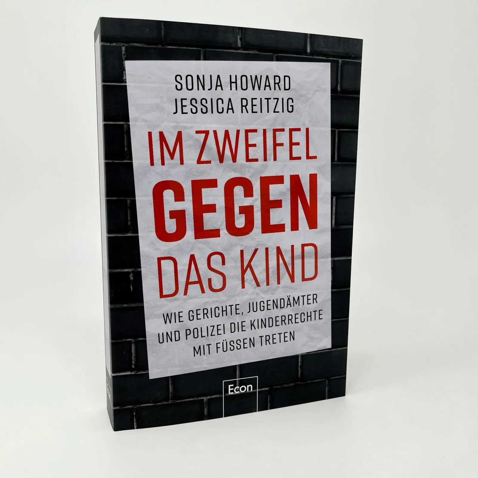 Bild: 9783430211000 | Im Zweifel gegen das Kind | Sonja Howard (u. a.) | Taschenbuch | 2023