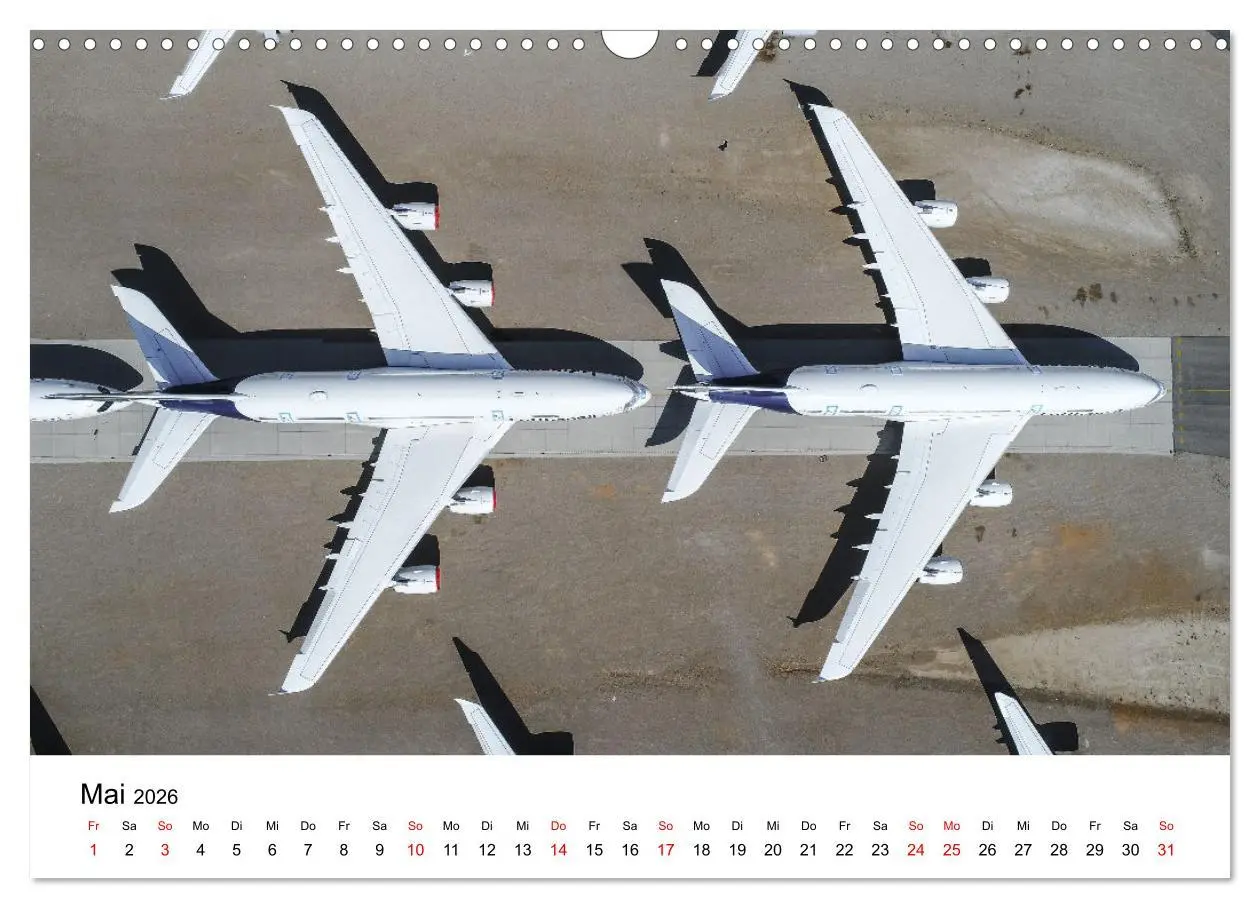Bild: 9783457611500 | GROUNDED (Wandkalender 2026 DIN A3 quer), CALVENDO Monatskalender
