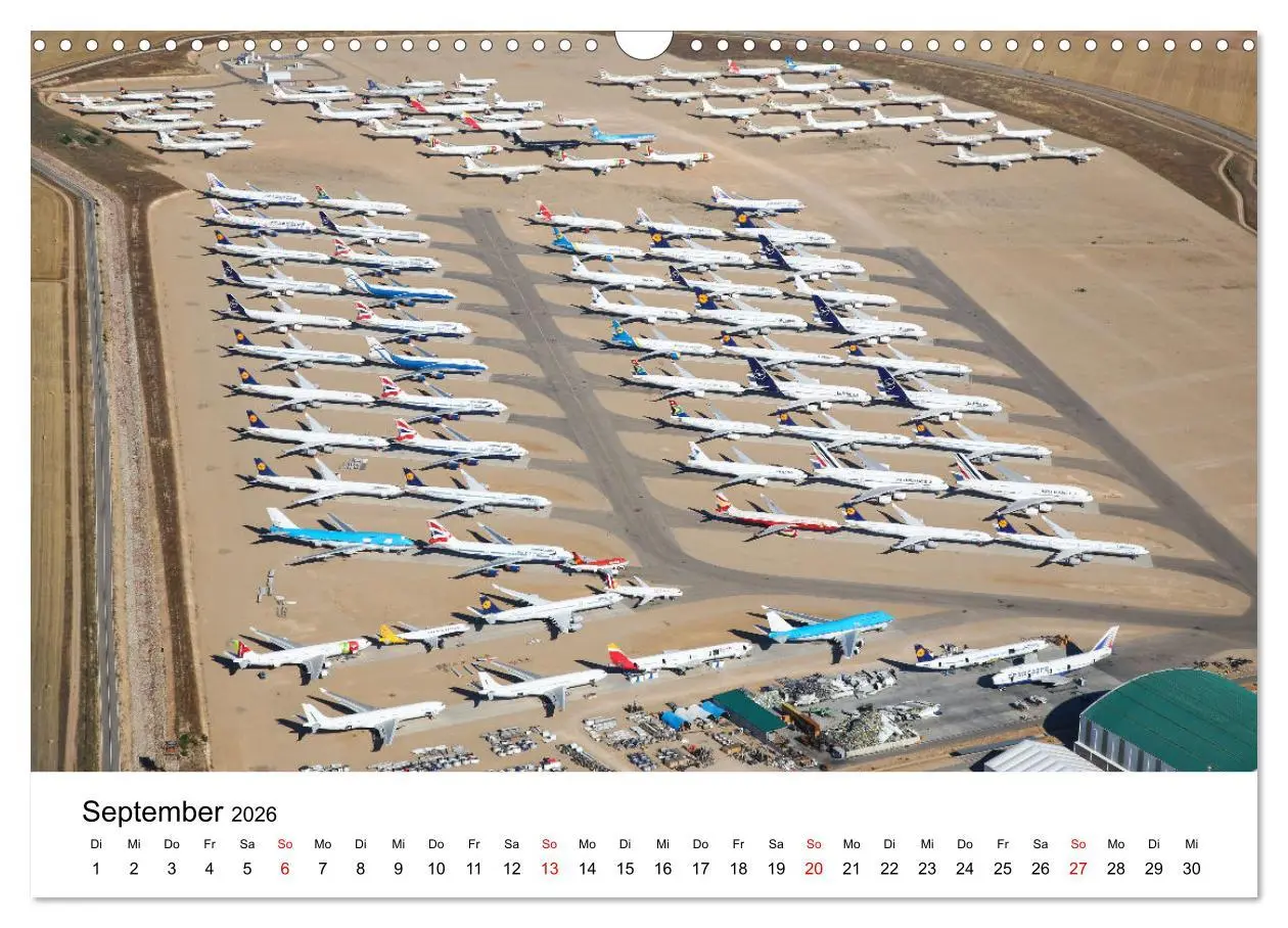 Bild: 9783457611500 | GROUNDED (Wandkalender 2026 DIN A3 quer), CALVENDO Monatskalender