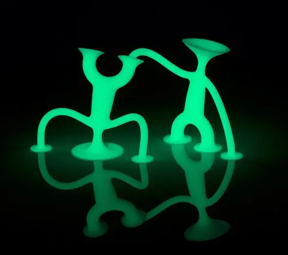 Bild: 7640153432100 | Moluk Oogi Jr. Elastisch Spielfigur glow (MQ6) | 2843210 | 2020