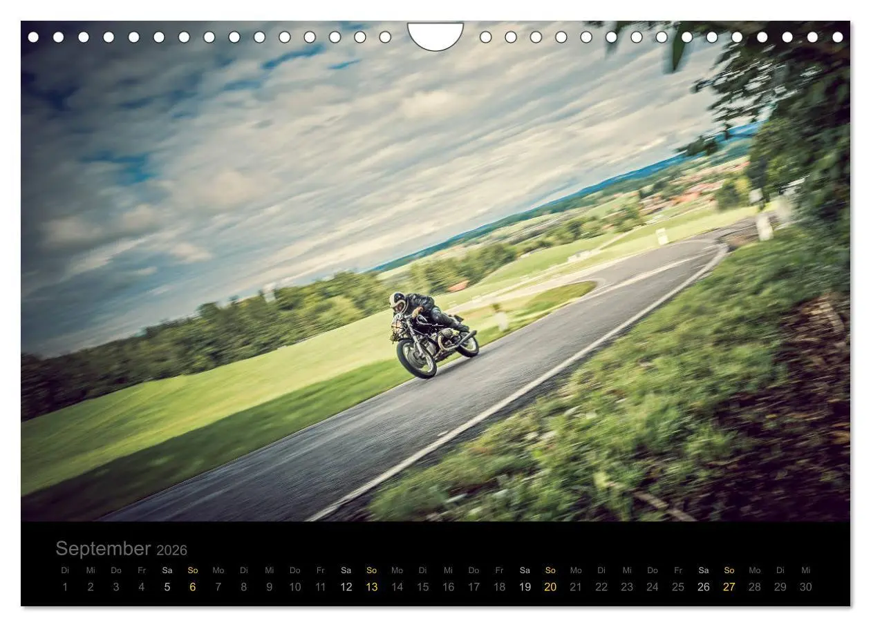 Bild: 9783457842300 | Klassische Motorräder auf der Piste (Wandkalender 2026 DIN A4...