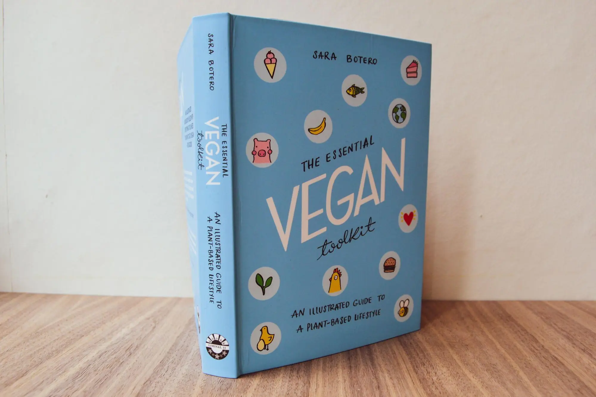 Bild: 9781912634200 | The Essential Vegan Toolkit | Sara Botero | Taschenbuch | Englisch