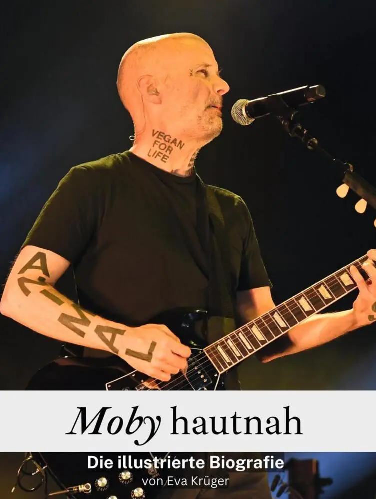 Cover: 9783759104700 | Moby hautnah - Komplett in Farbe | Die illustrierte Biografie | Krüger