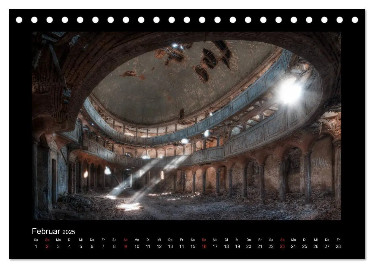 Bild: 9783435674800 | Lost Places - vergessene orte vergessener glanz (Tischkalender 2025...