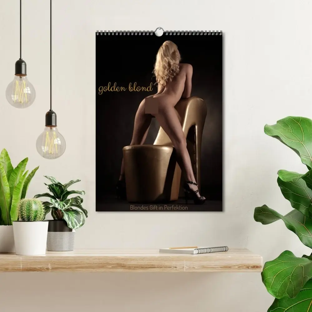 Bild: 9783516415100 | golden blond - Blondes Gift in Perfektion (Wandkalender 2026 DIN A3...