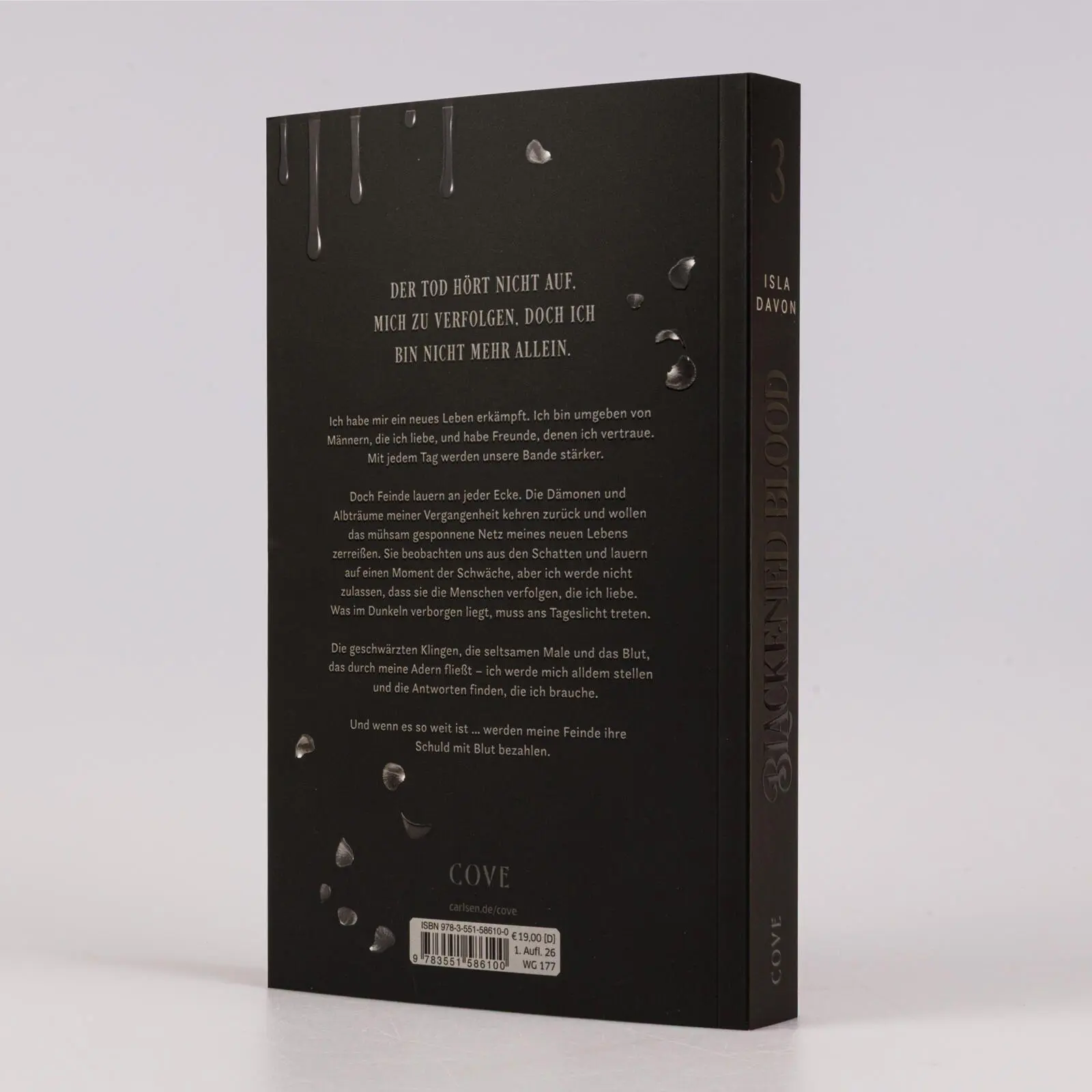 Bild: 9783551586100 | Blackened Blood (Blackened Blade 3) | Isla Davon | Taschenbuch | 2026
