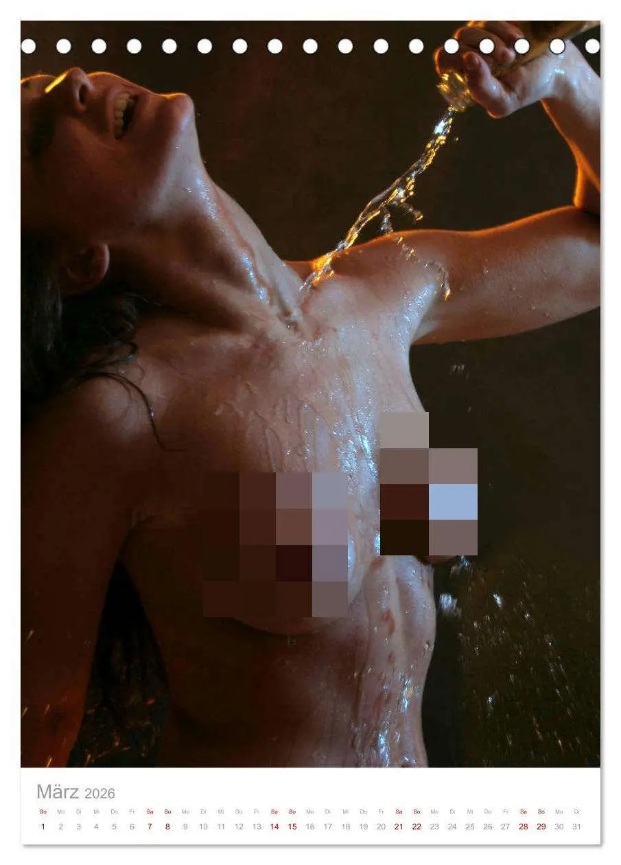 Bild: 9783516416800 | Perlenglanz - Wassertropfen auf nackter Haut (Tischkalender 2026...