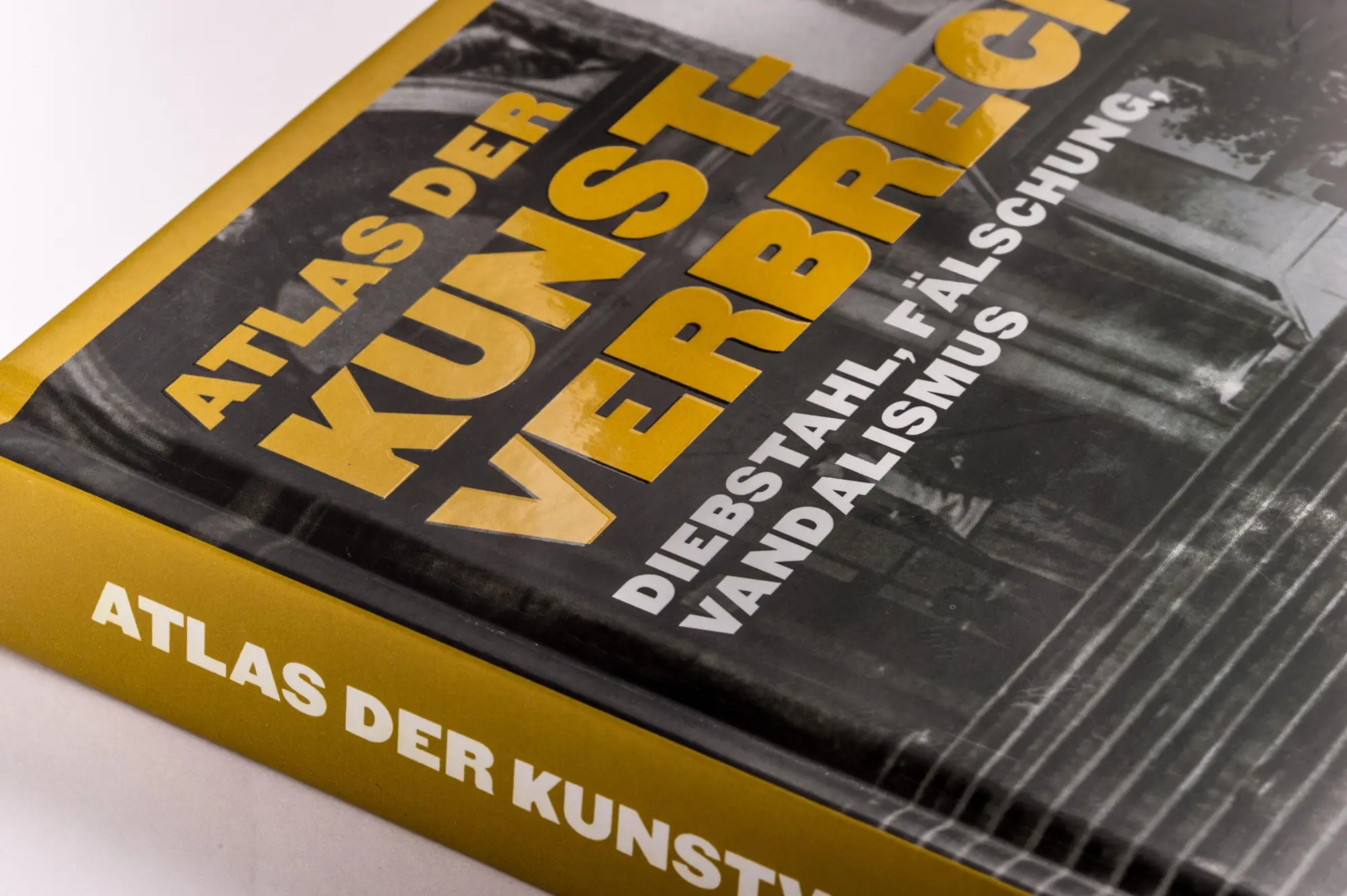 Bild: 9783791377100 | Atlas der Kunstverbrechen | Laura Evans | Buch | 224 S. | Deutsch