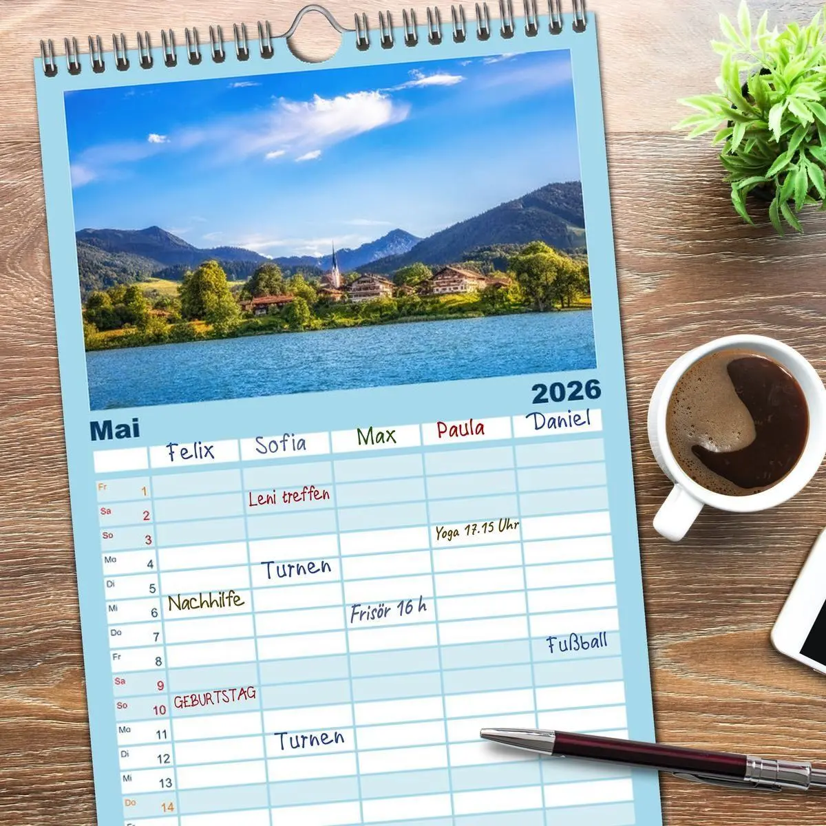 Bild: 9783516498400 | Familienplaner 2026 - Malerischer Tegernsee mit 5 Spalten...