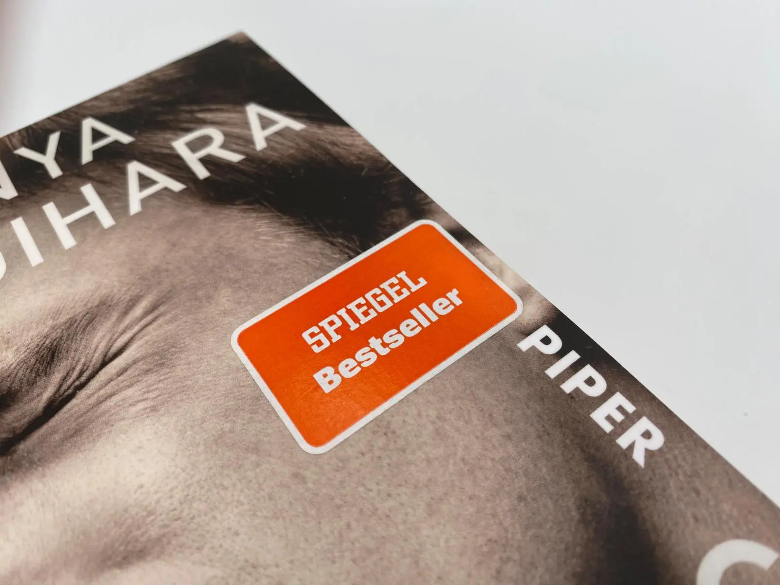 Bild: 9783492308700 | Ein wenig Leben | Hanya Yanagihara | Taschenbuch | 960 S. | Deutsch