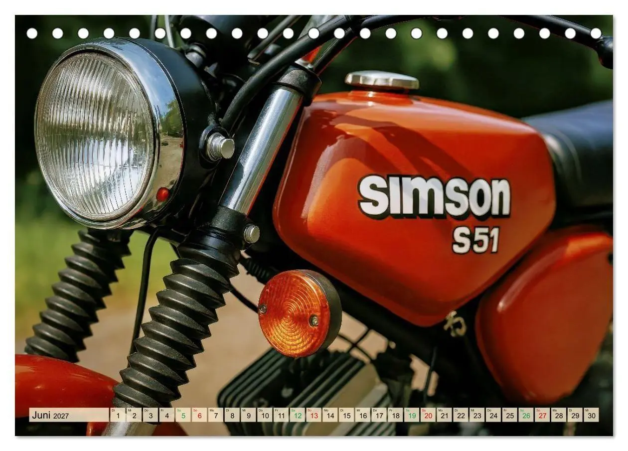 Bild: 9783594288900 | Angelehnt an Simson S51 (Tischkalender 2027 DIN A5 quer), CALVENDO...