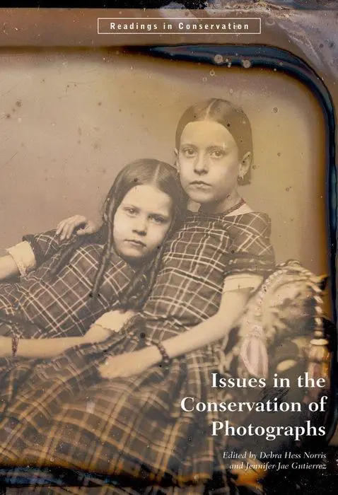Cover: 9781606060001 | Issues in the Conservation of Photographs | Debra Norris (u. a.)