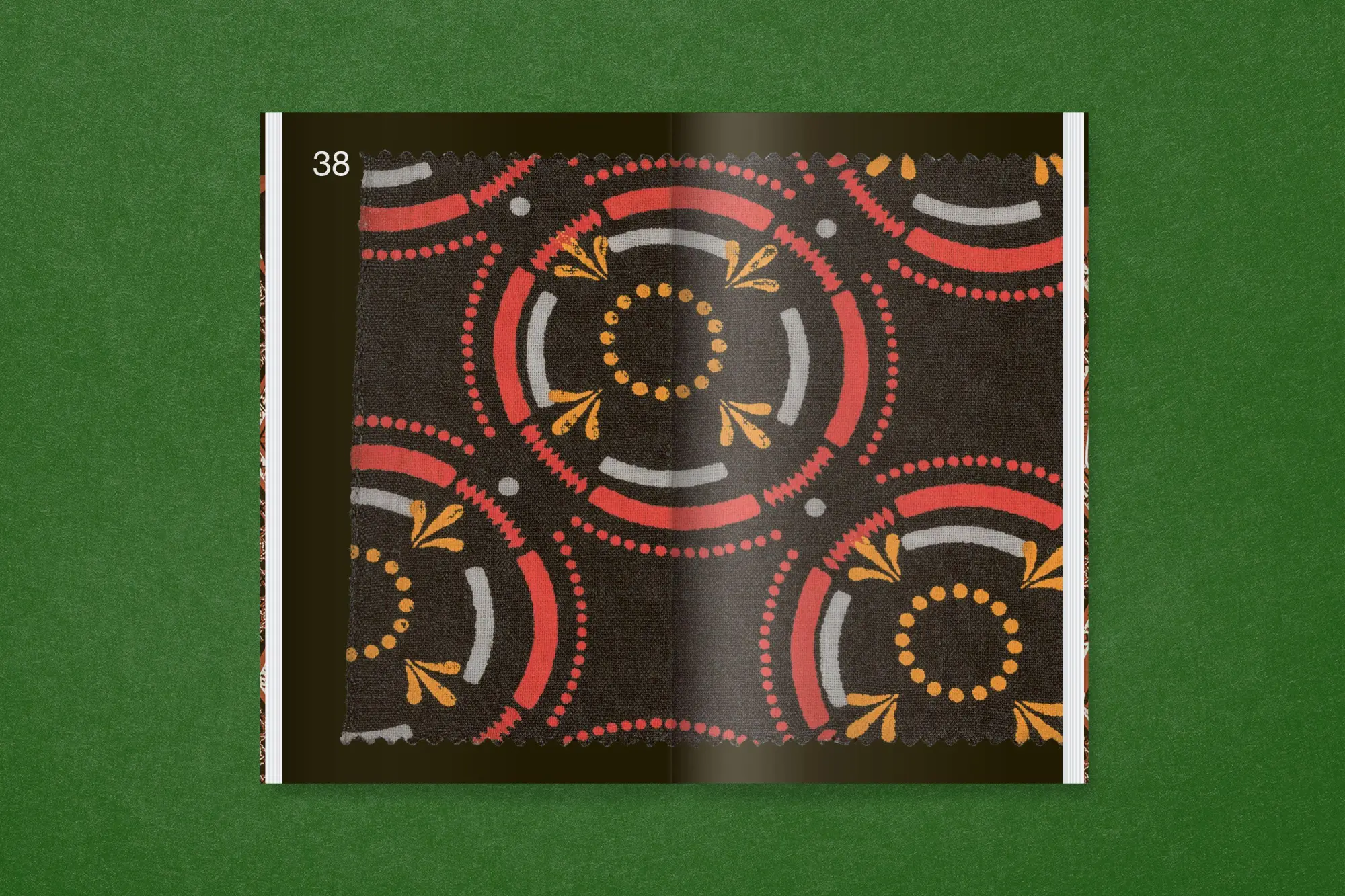 Bild: 9783987412301 | Muster und Märkte | Auf den Spuren westfälischer African Prints | Baur