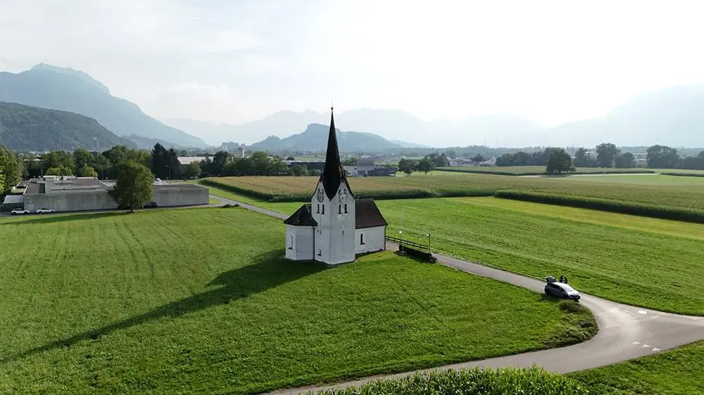 Bild: 9783702242701 | Pilgern in Vorarlberg | Susanne Elsner (u. a.) | Taschenbuch | 176 S.