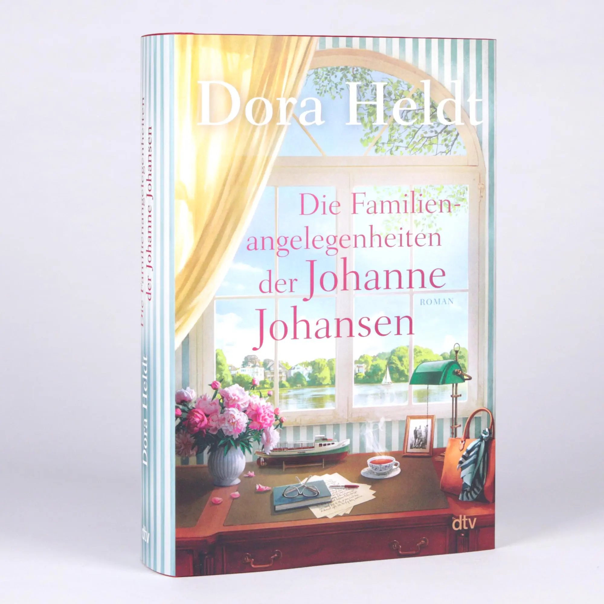 Bild: 9783423284301 | Die Familienangelegenheiten der Johanne Johansen | Dora Heldt | Buch