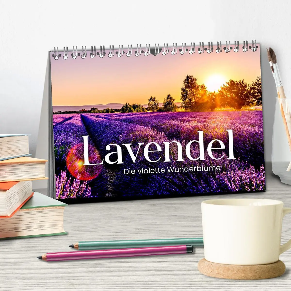 Bild: 9783457565001 | Lavendel - Die violette Wunderblume (Tischkalender 2026 DIN A5...