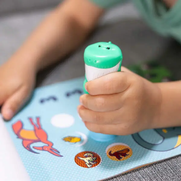 Bild: 681147005501 | MAC Sticker Wow Dino Sticker Stempelset | Karton | 55010 | Deutsch