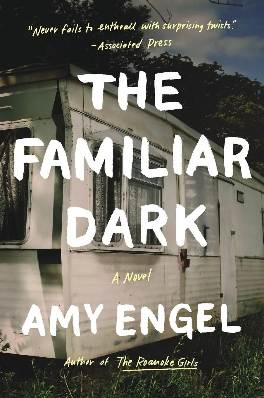 Cover: 9781524746001 | The Familiar Dark | A Novel | Amy Engel | Taschenbuch | Englisch