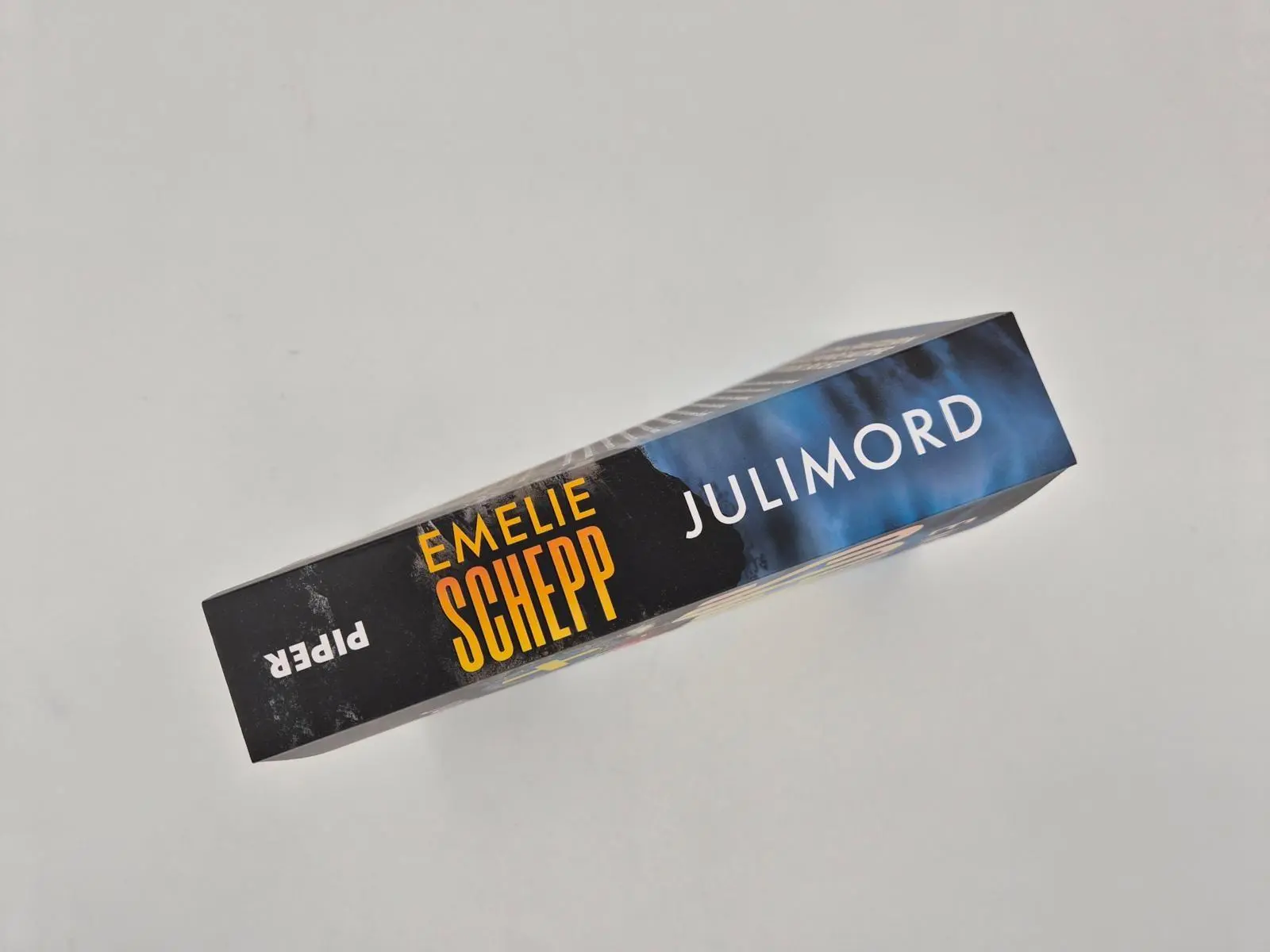 Bild: 9783492066501 | Julimord | Kriminalroman Der Bestseller aus Schweden | Emelie Schepp