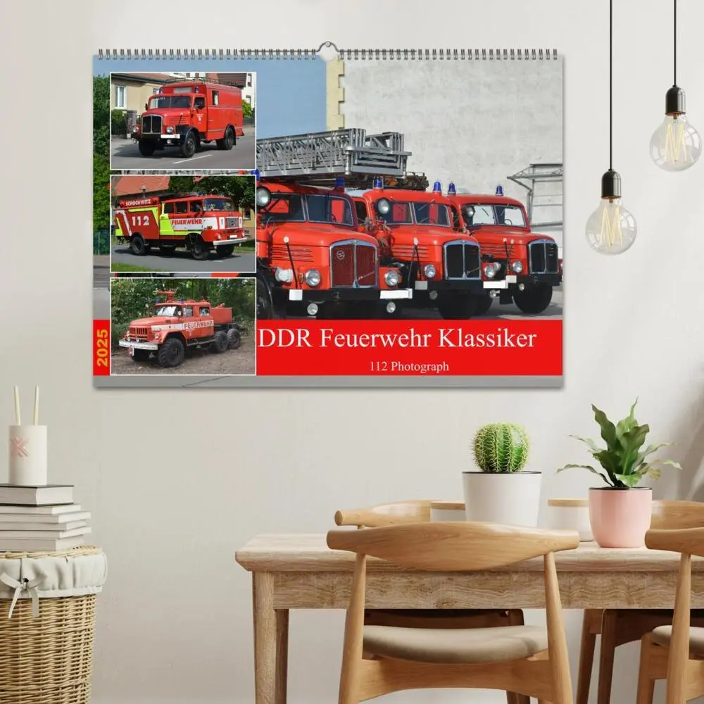 Bild: 9783457186701 | DDR Feuerwehr Klassiker (Wandkalender 2025 DIN A2 quer), CALVENDO...