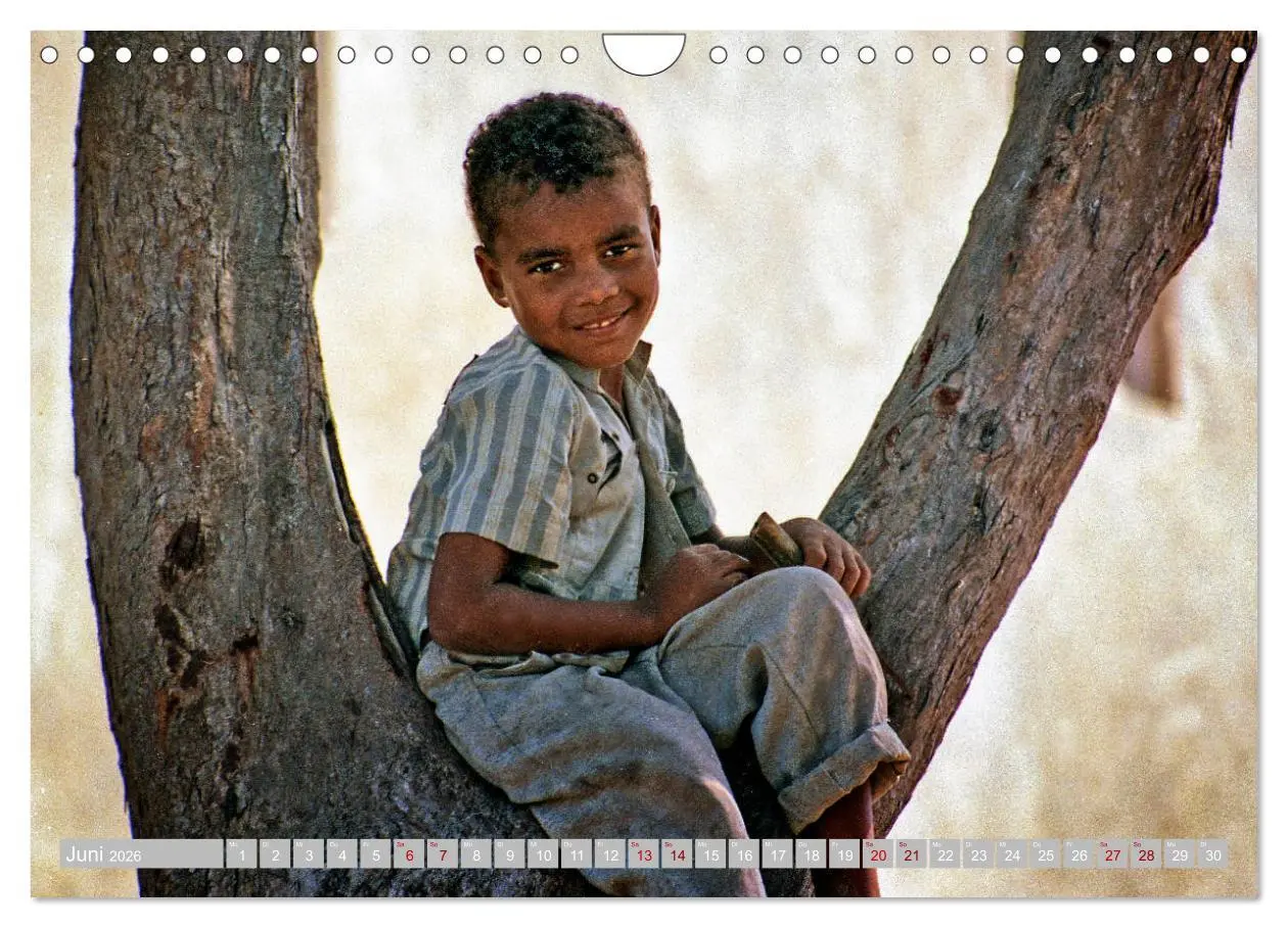 Bild: 9783457707401 | Kinderaugen aus Afrika (Wandkalender 2026 DIN A4 quer), CALVENDO...