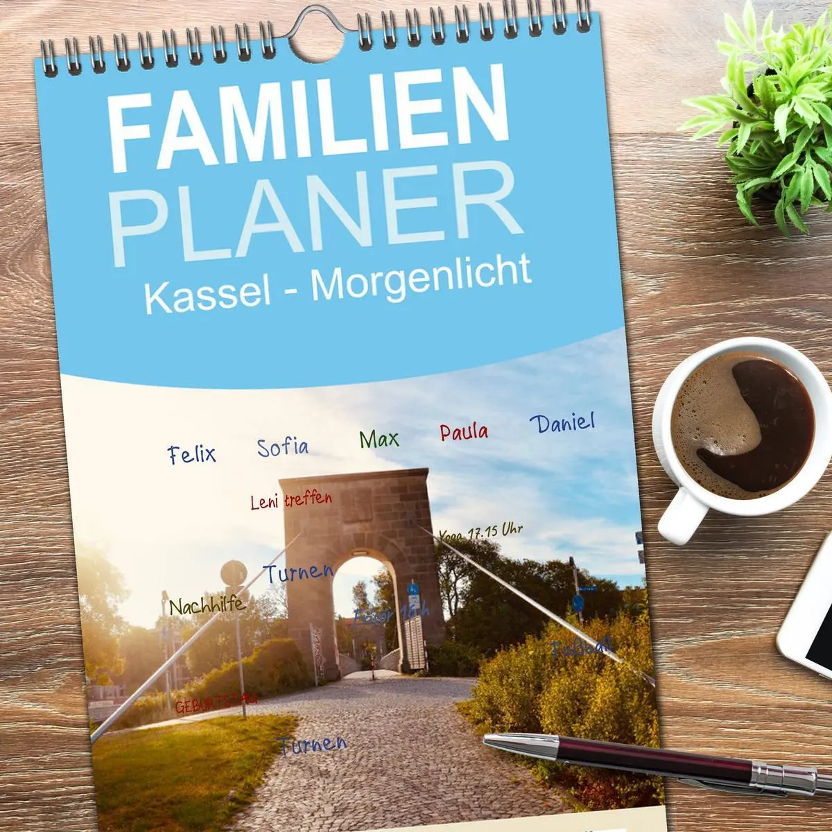 Bild: 9783516508901 | Familienplaner 2026 - Kassel - Morgenlicht mit 5 Spalten...