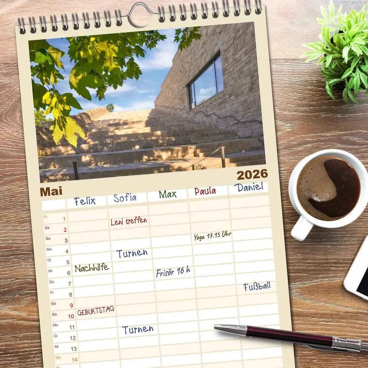 Bild: 9783516508901 | Familienplaner 2026 - Kassel - Morgenlicht mit 5 Spalten...