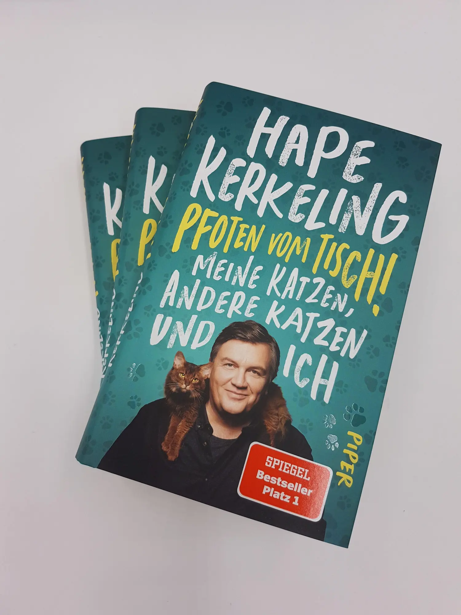 Bild: 9783492080002 | Pfoten vom Tisch! | Hape Kerkeling | Buch | 304 S. | Deutsch | 2021