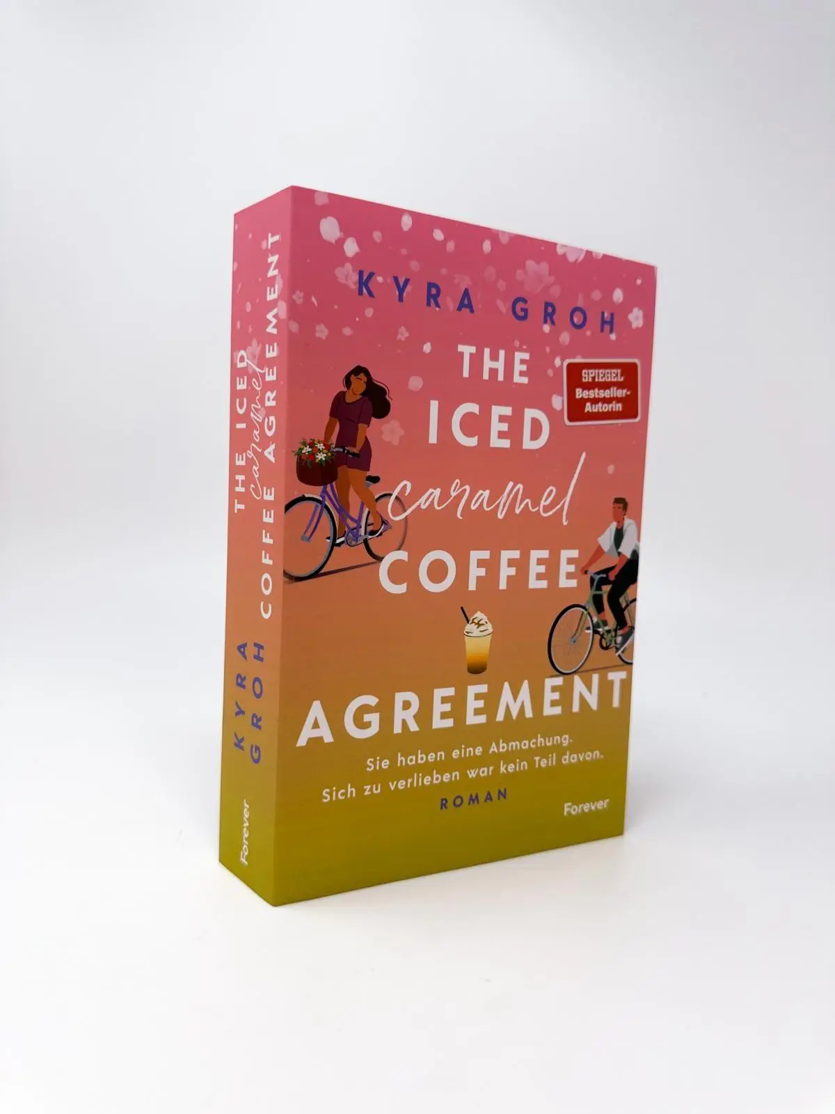 Bild: 9783989780002 | The Iced Caramel Coffee Agreement | Kyra Groh | Taschenbuch | 496 S.
