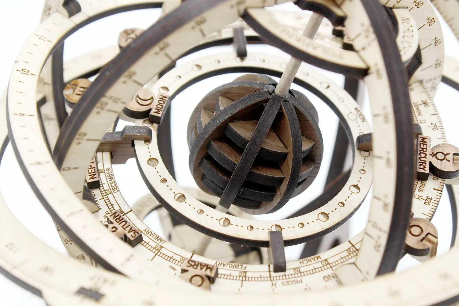 Bild: 4251241150702 | Bausatz Armillarsphäre Deluxe | Schulze Media GmbH | Deutsch | 2021