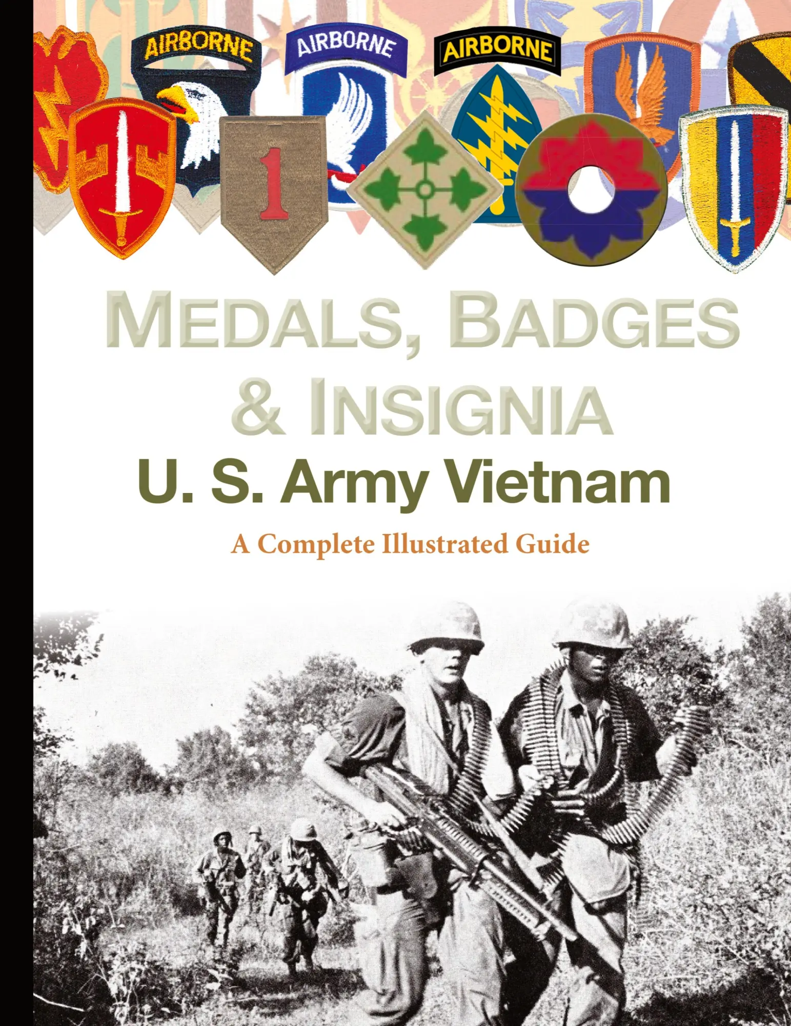 Cover: 9781884452802 | Medals, Badges and Insignia U. S. Army Vietnam | Col. Frank C. Foster