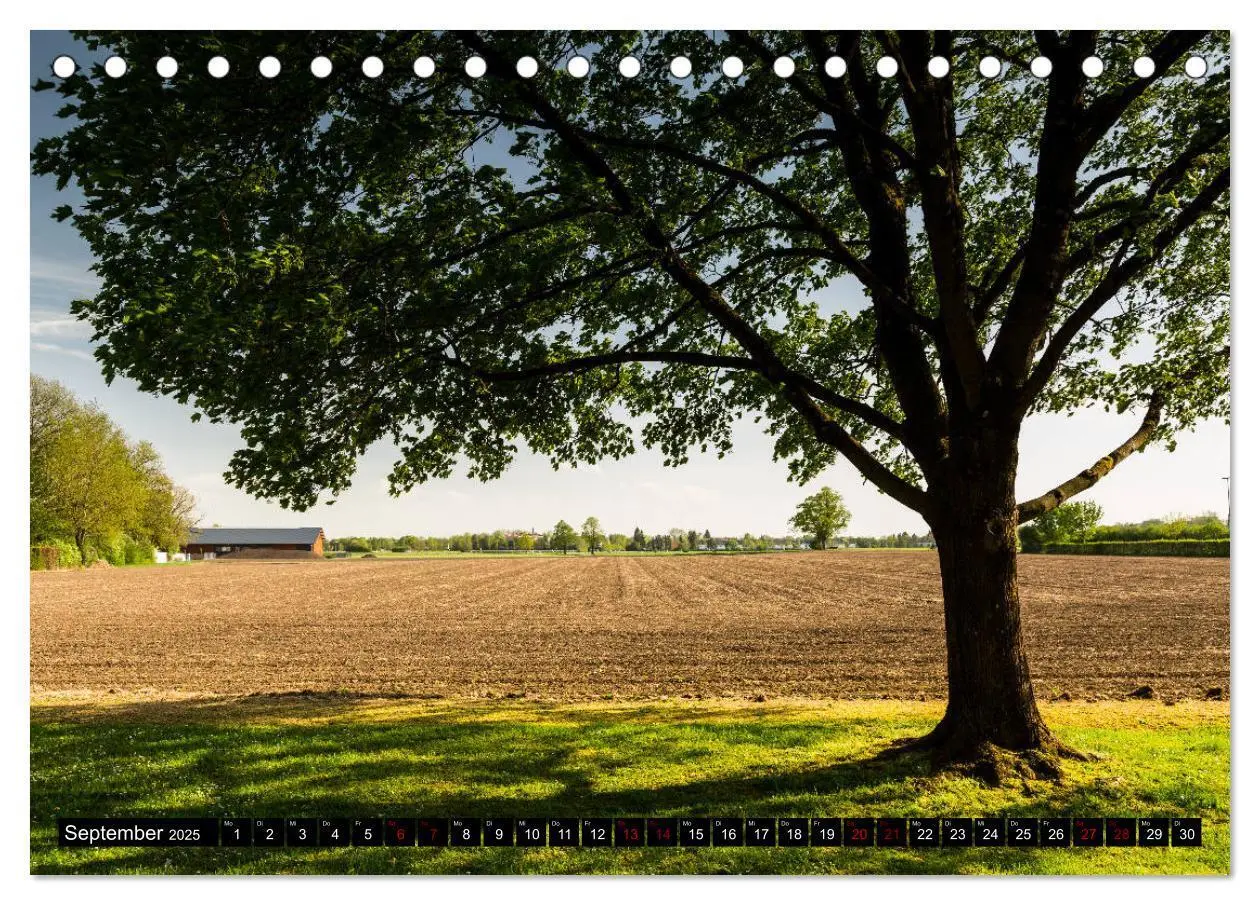 Bild: 9783435324002 | Unterhaching (Tischkalender 2025 DIN A5 quer), CALVENDO Monatskalender