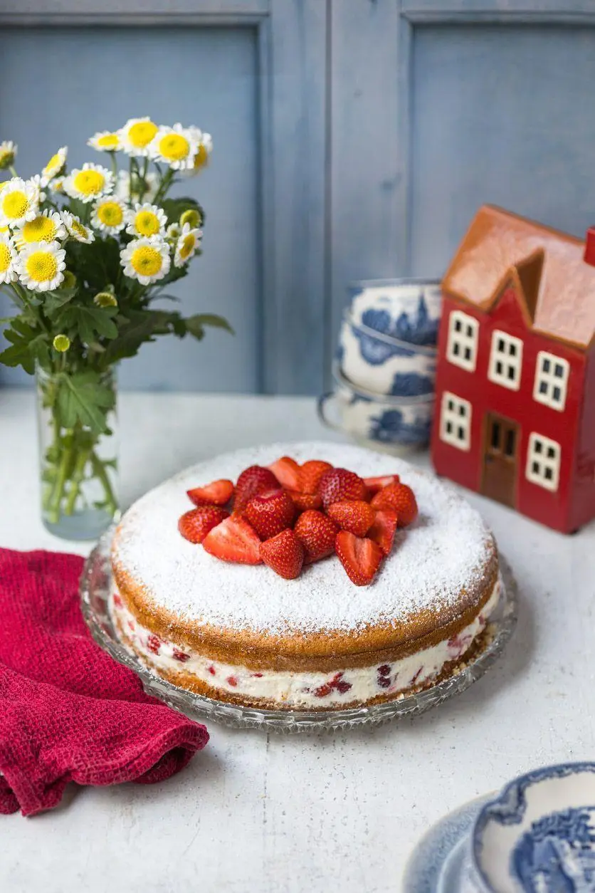 Bild: 9783702244002 | Kaum in Torte zu fassen | Cornelia Westphal | Buch | 176 S. | Deutsch