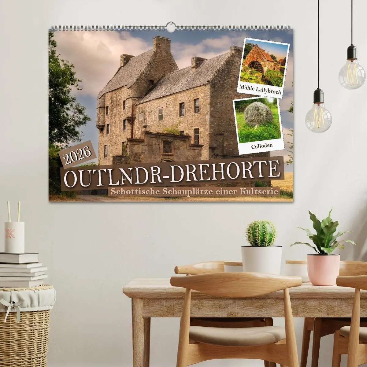 Bild: 9783457574102 | Outlndr-Drehorte (Wandkalender 2026 DIN A2 quer), CALVENDO...
