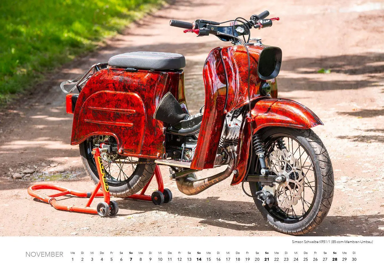 Bild: 9783960585602 | Simson Schwalbe 2027 Kalender | Zwei Takte Glück, zwölf Monate Freude