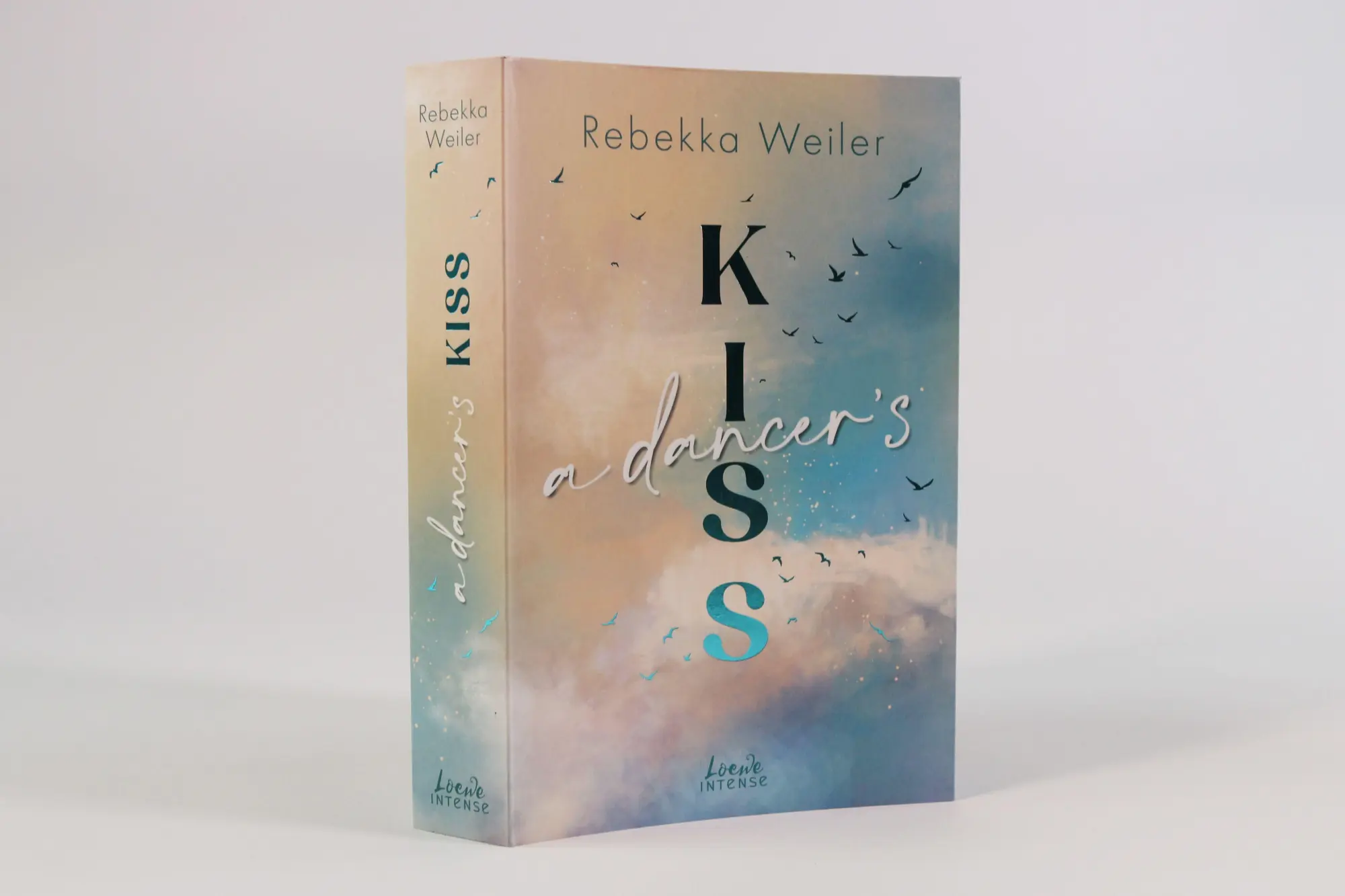 Bild: 9783743219502 | A Dancer's Kiss (Broken Artists, Band 2). | Rebekka Weiler | Buch