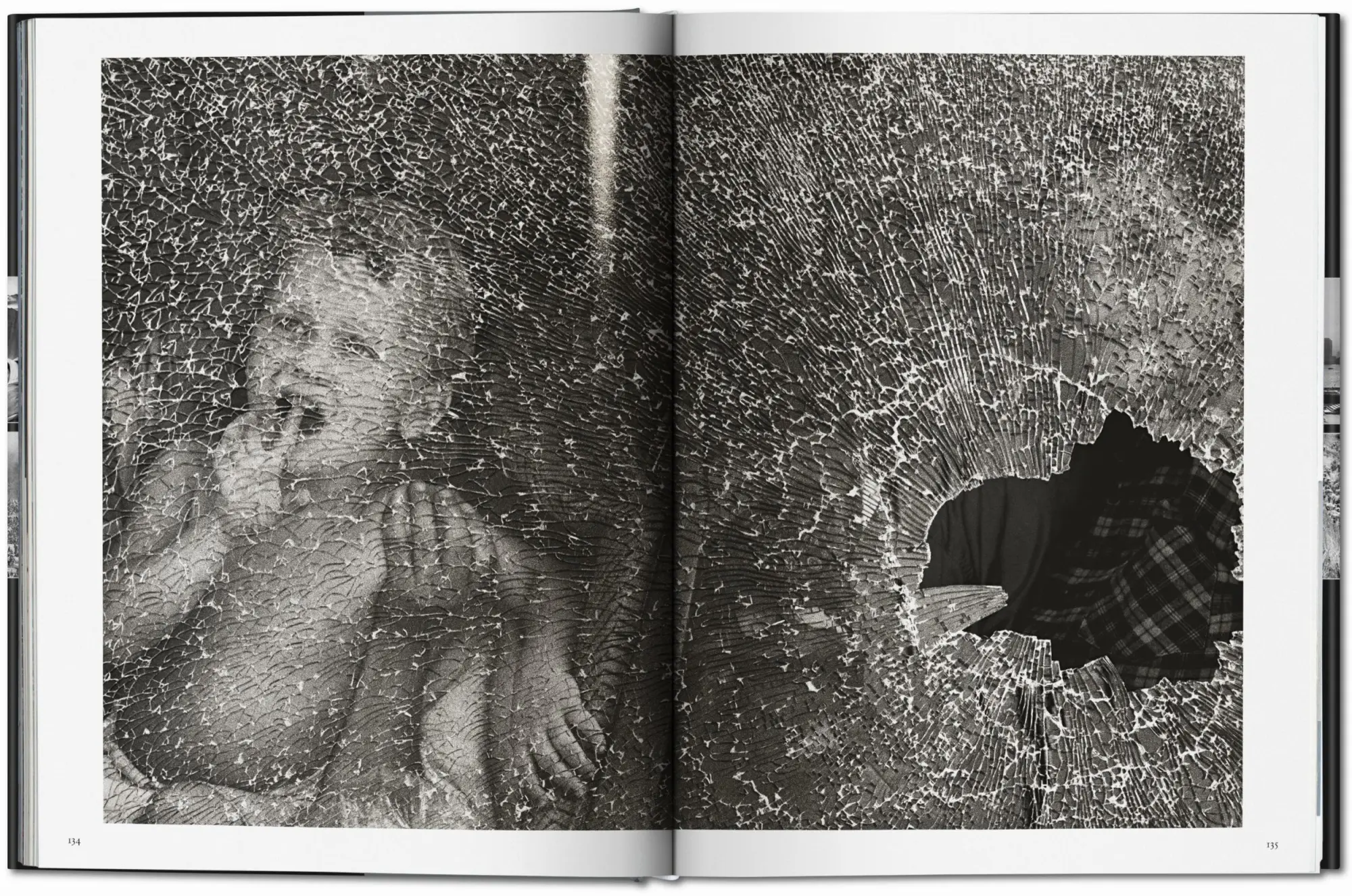 Bild: 9783836561303 | Sebastião Salgado. Exodus | Lélia Wanick Salgado | Buch | 432 S.