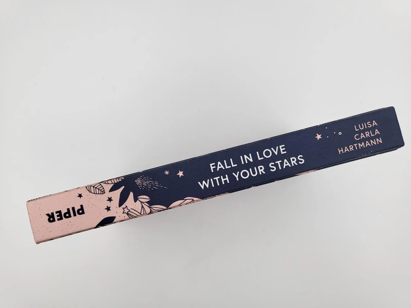 Bild: 9783492072403 | Fall in Love with Your Stars | Deine Reise in die Welt der Astrologie