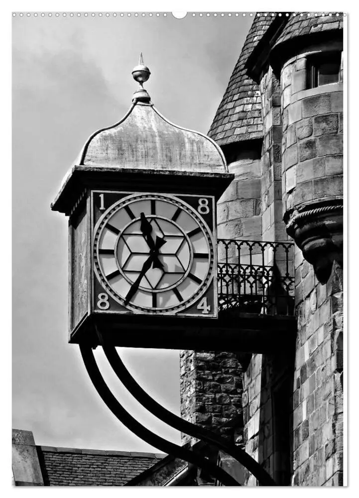 Bild: 9783457032503 | Edinburgh in schwarzweiß (Wandkalender 2025 DIN A2 hoch), CALVENDO...