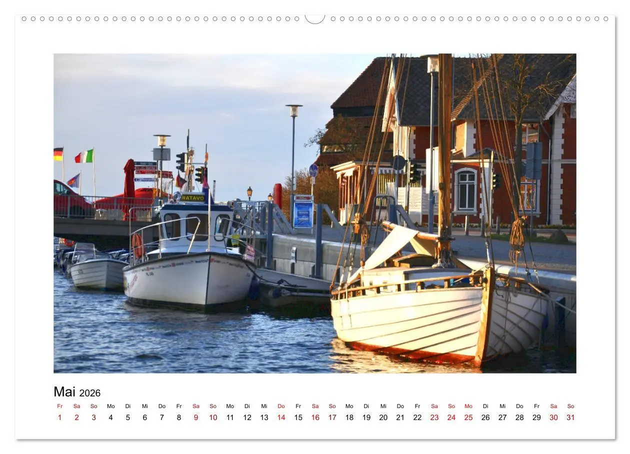 Bild: 9783457894903 | Neustadt in Holstein - Charmante Stadt am Meer (Wandkalender 2026...