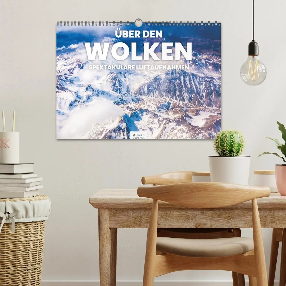 Bild: 9783457805503 | Über den Wolken - Spektakuläre Luftaufnahmen (Wandkalender 2026 DIN...