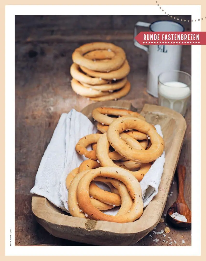 Bild: 9783702020804 | Bäuerinnen backen traditionelles Festgebäck | Leopold Stocker Verlag