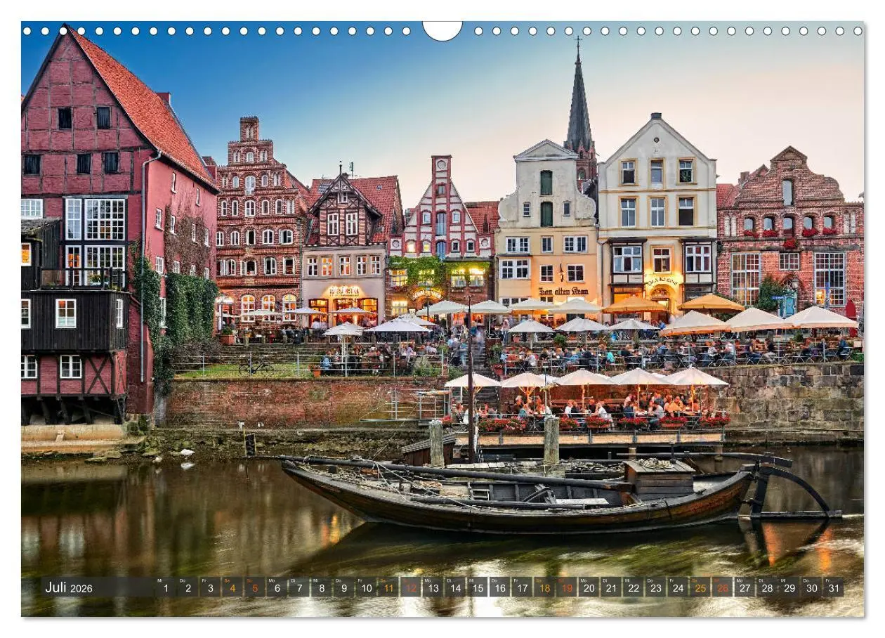 Bild: 9783457851104 | LÜNEBURG Ein- und Ausblicke von Andreas Voigt (Wandkalender 2026...