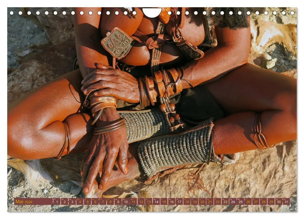 Bild: 9783457321904 | Himba - Der Schmuck der schönen Frauen (Wandkalender 2026 DIN A4...