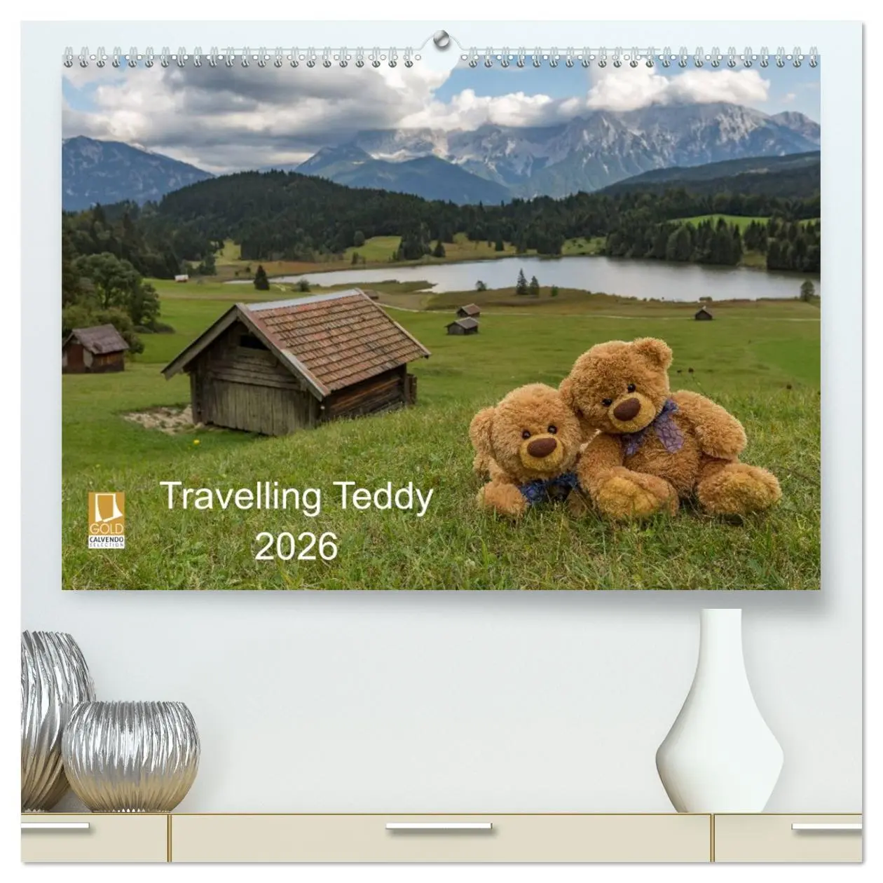 Cover: 9783457972304 | Travelling Teddy 2026 (hochwertiger Premium Wandkalender 2026 DIN...