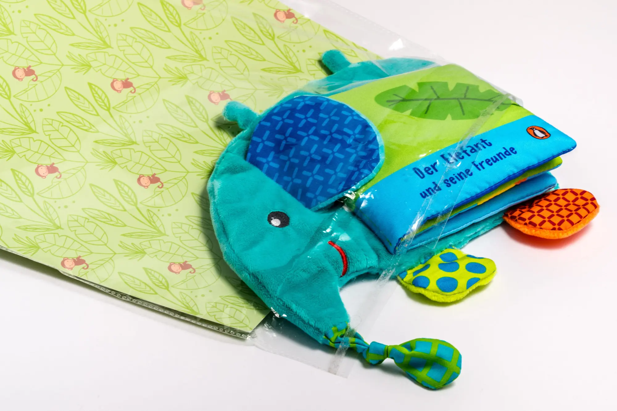 Bild: 9783328304104 | Mein Kuschel-Knisterbuch - Der Elefant und seine Freunde - | Ferri