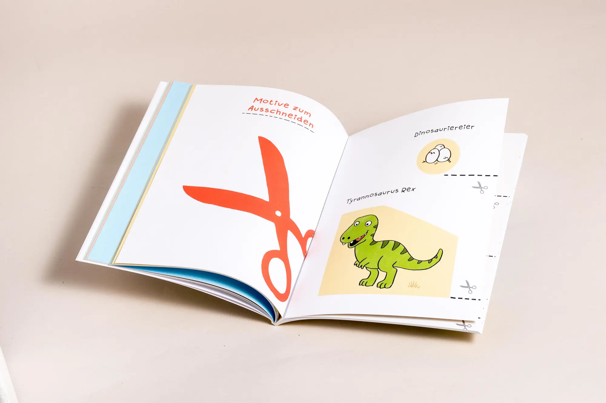 Bild: 9783809445104 | Mein kunterbuntes Ausschneidebuch - Dinosaurier. Schneiden, kleben,...