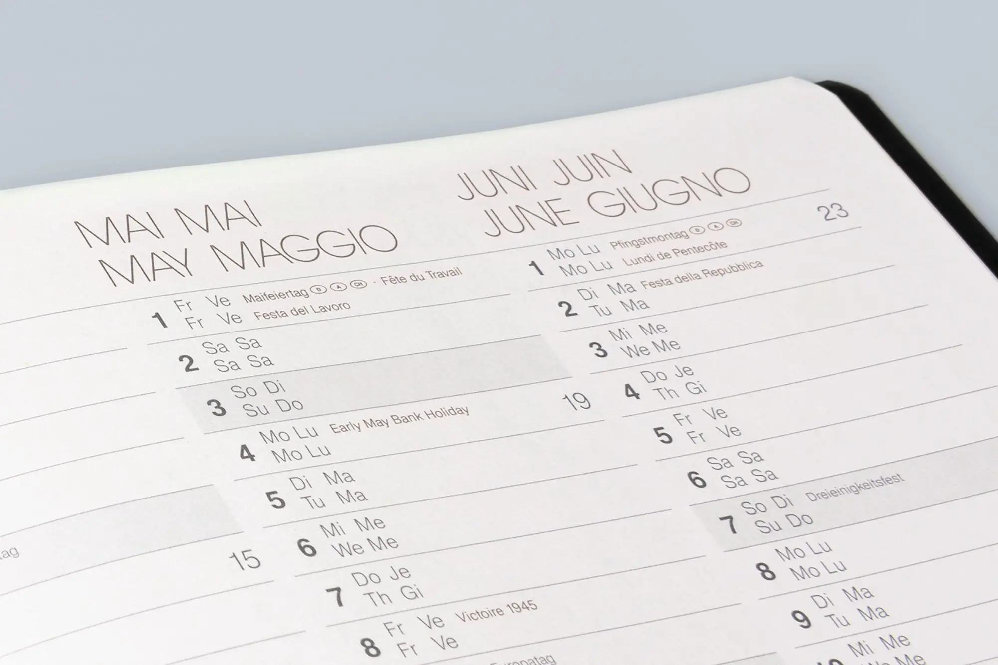 Bild: 4061947157604 | BRUNNEN 1073933907 Buchkalender Premium Mod. 739 2027 "SlimLine"...