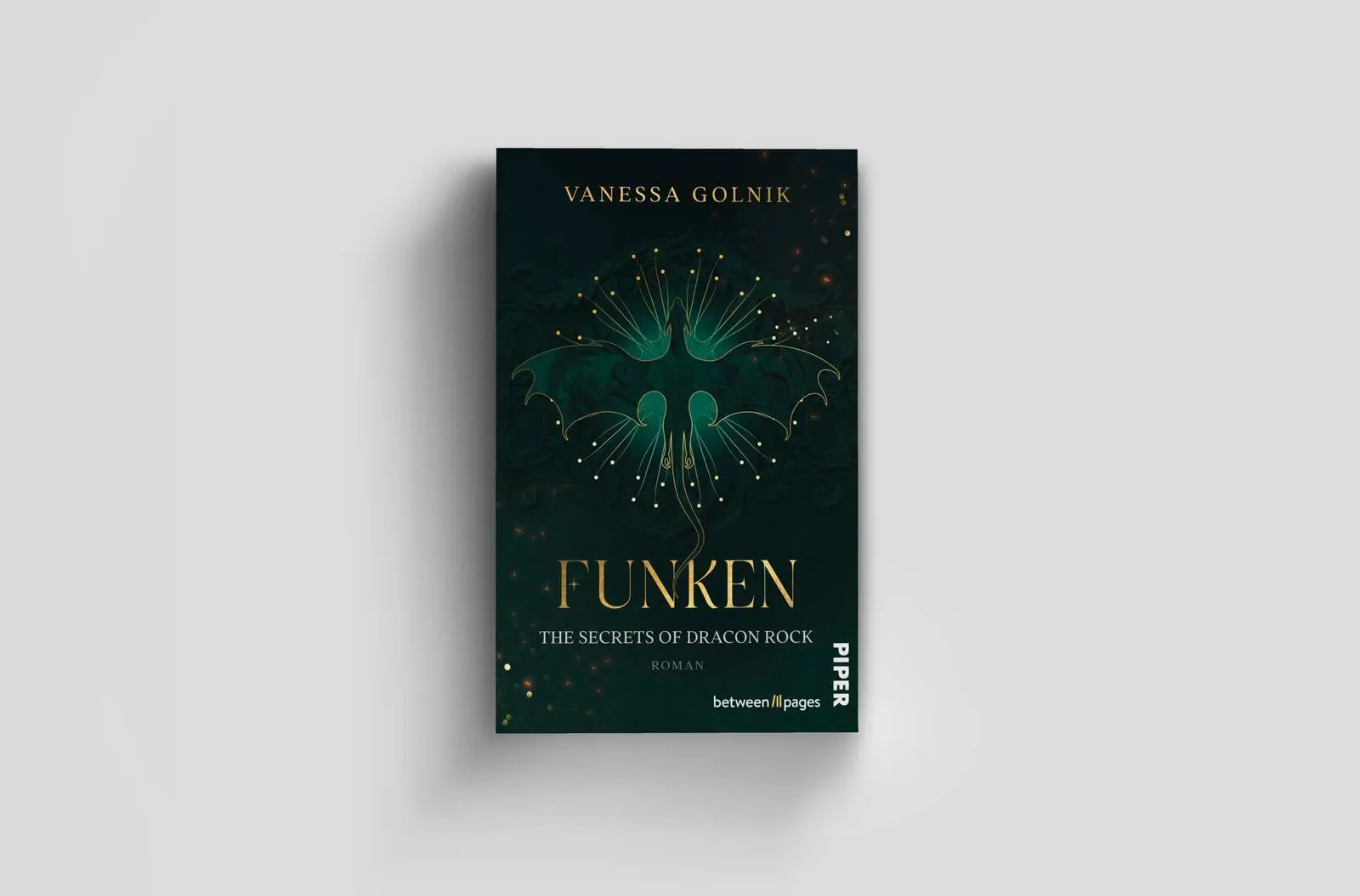 Bild: 9783492508704 | Funken - The Secrets of Dracon Rock | Vanessa Golnik | Taschenbuch